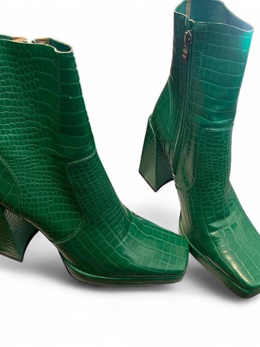 Nasty Gal Emerald Green Croc-Embossed Block Heel Ankle Boots - Picture 2 of 5